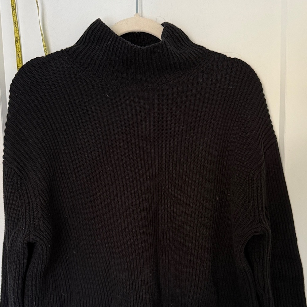 GAP Women's Classic Black Turtleneck Sweater 100% cotton - Picture 2 of 6